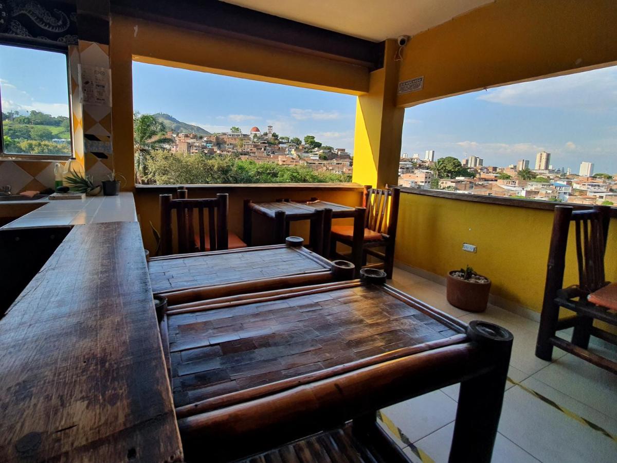 Hostal La Mercedes Street Cali Esterno foto