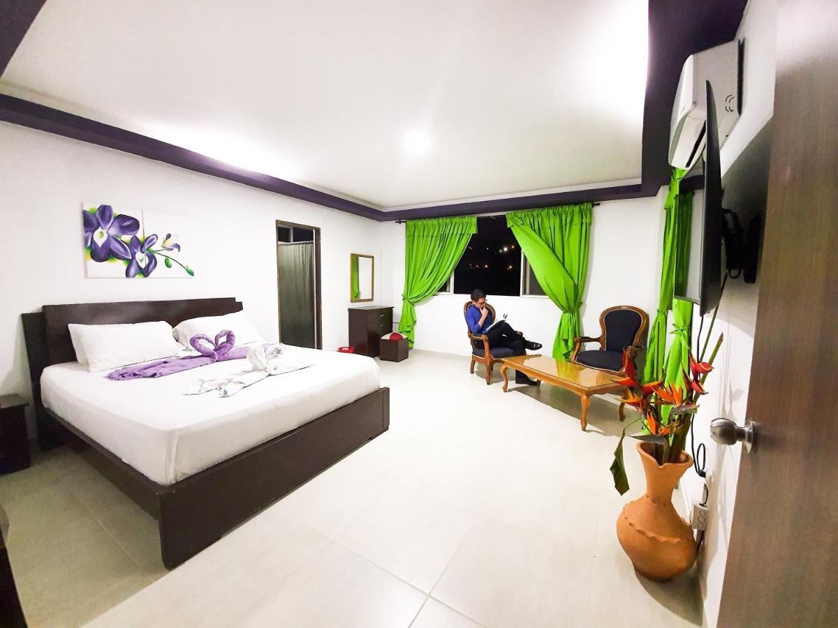 Hostal La Mercedes Street Cali Esterno foto